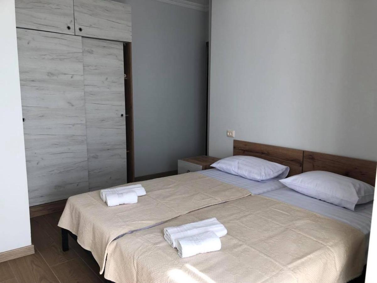 Chaki Hotel يوريكي المظهر الخارجي الصورة